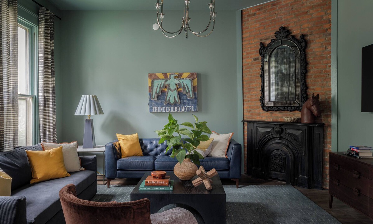 Phoenix Hill House | Luxury victorian house 8BD 3.5Bth Game yard
