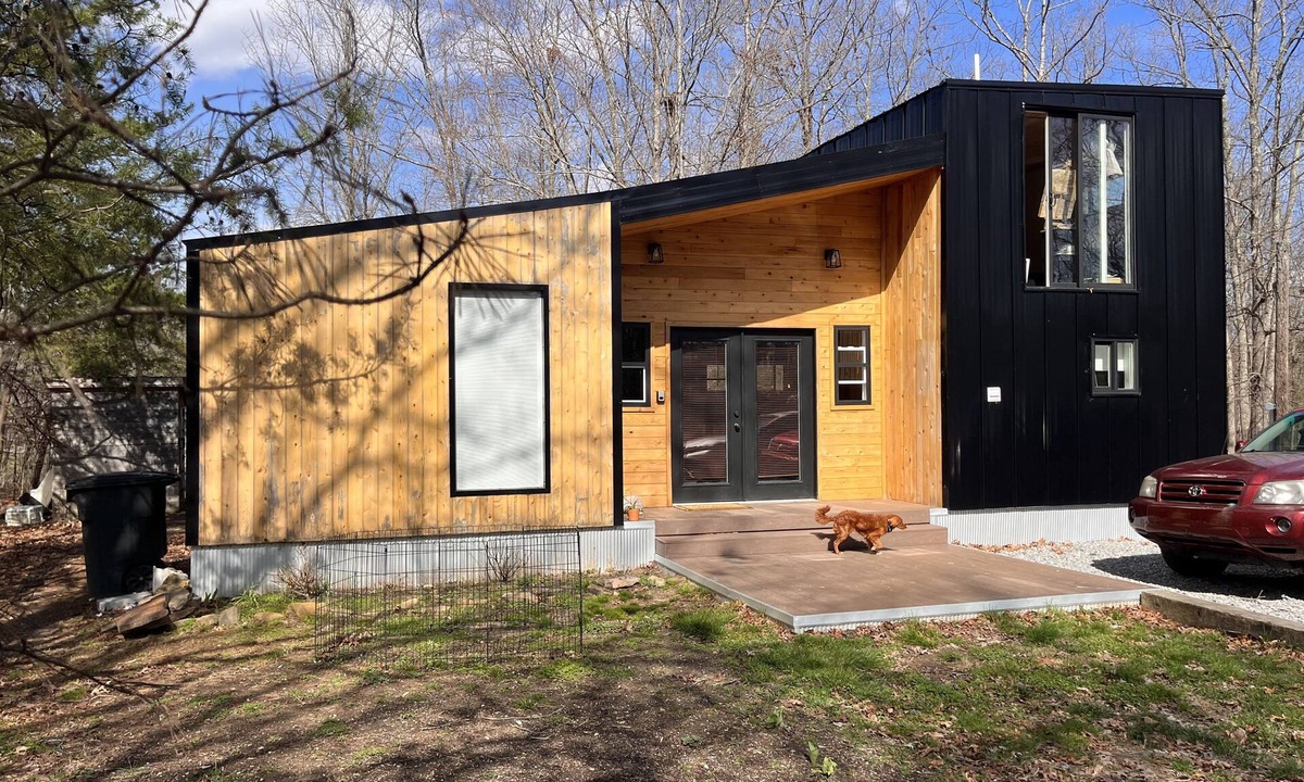 Muddy Pond House | Modern Home in Monterey Tennessee