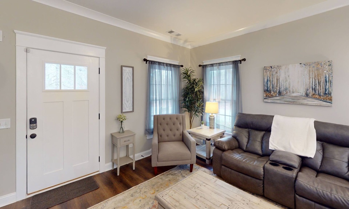 Cartersville House | Modern Stay Near Downtown Cartersville and Hiking