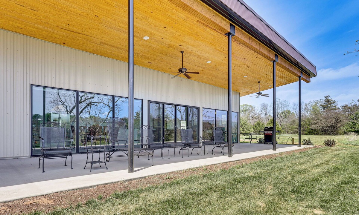 Singers Glen House | Mtn & Creek Views! Harrisonburg Escape on 10 Acres
