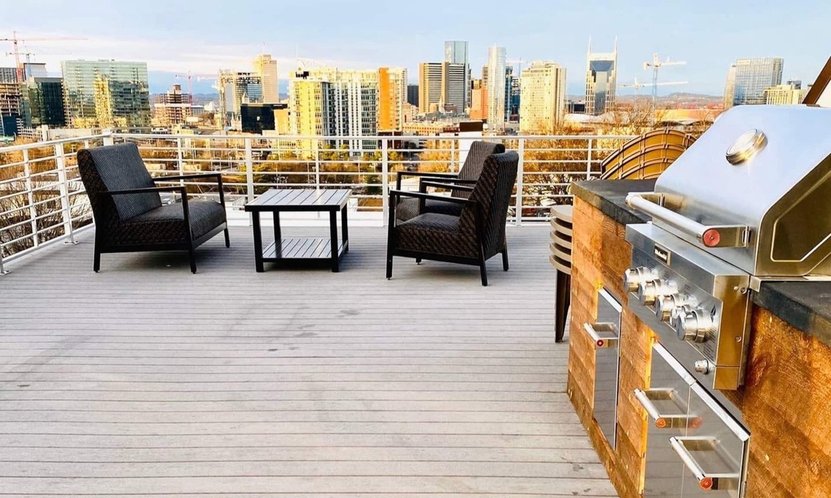 Edgehill House | Nashville's Best View - Private Rooftop Terrace, Steps from Downtown