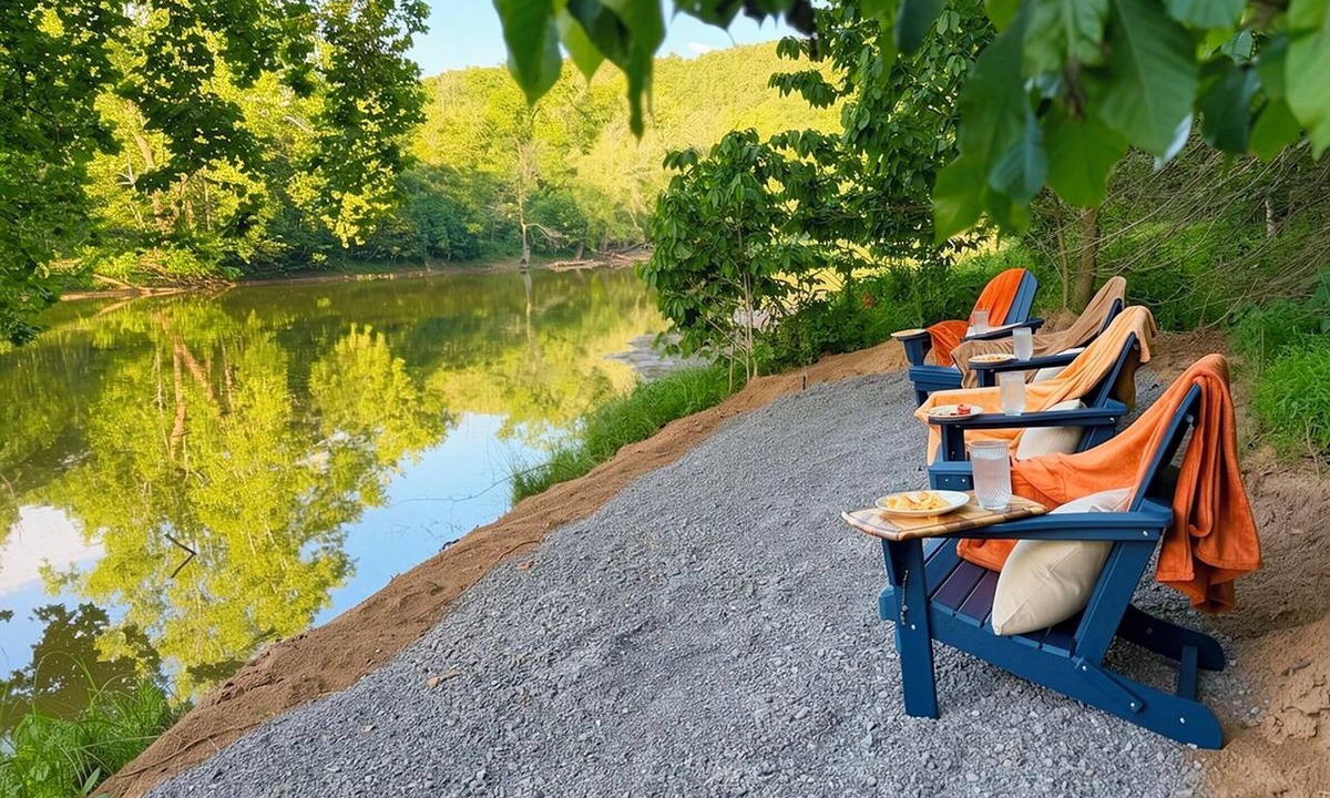 Great Cacapon House | New Listing! Riverfront Home-Hot Tub-Fire Pit-Swimming-Wildlife-Couples Retreat