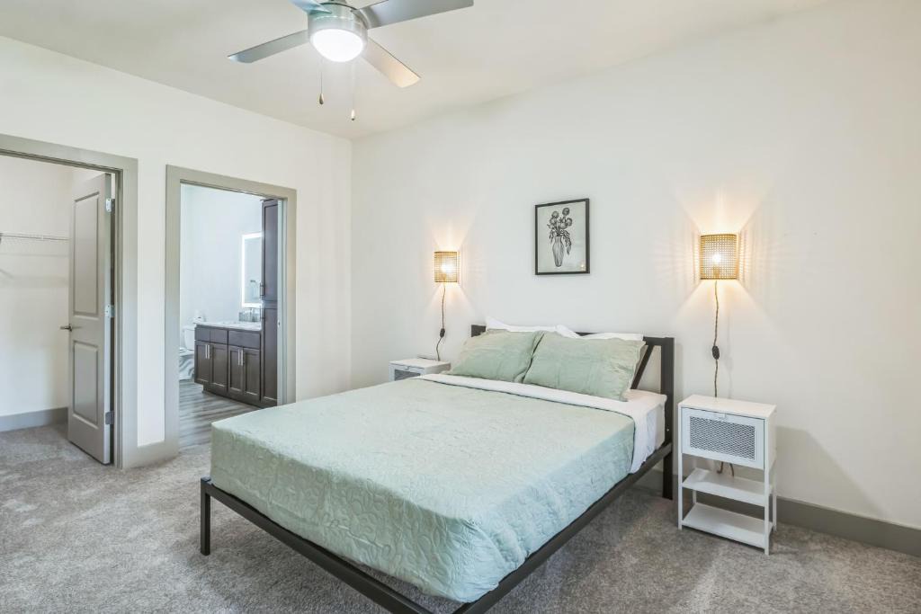 Farragut Apartment | Overlook 4001 I Stunning 2Bd Apartment