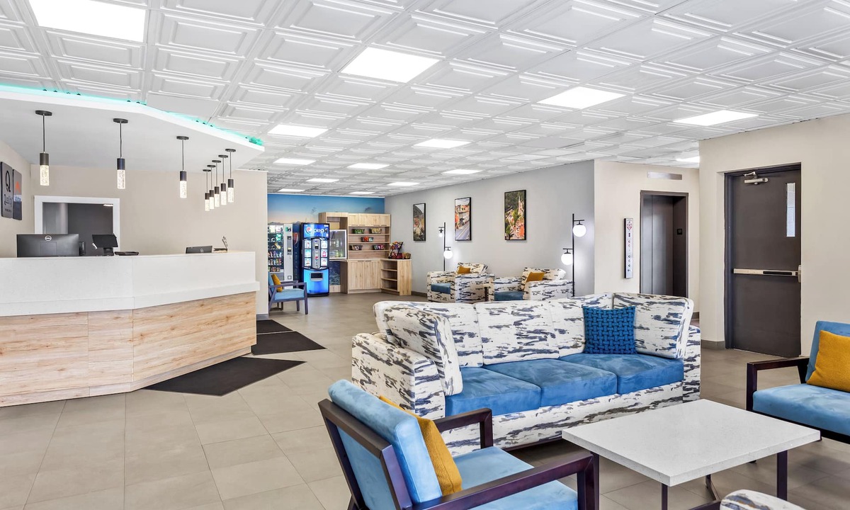 Charleston Hotel | Quality Inn & Suites Charleston - Civic Center