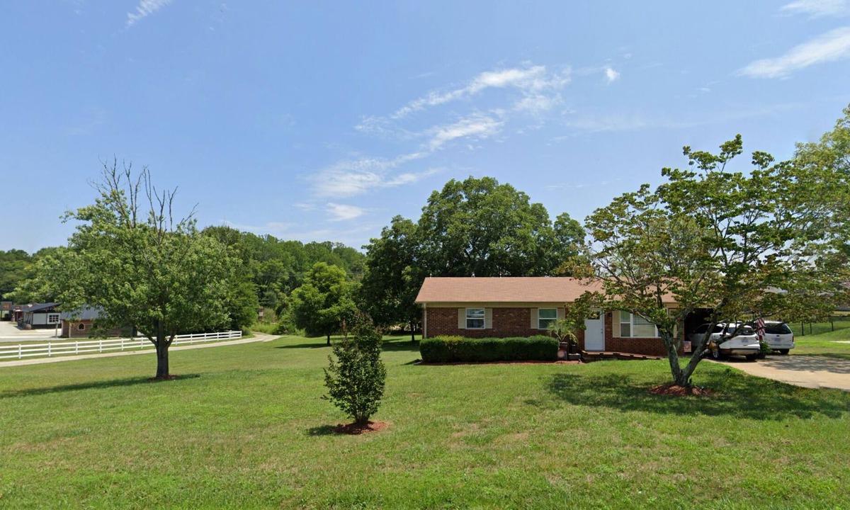 Mooresville House | Quiet Country Home Near Mooresville, Pets Welcome