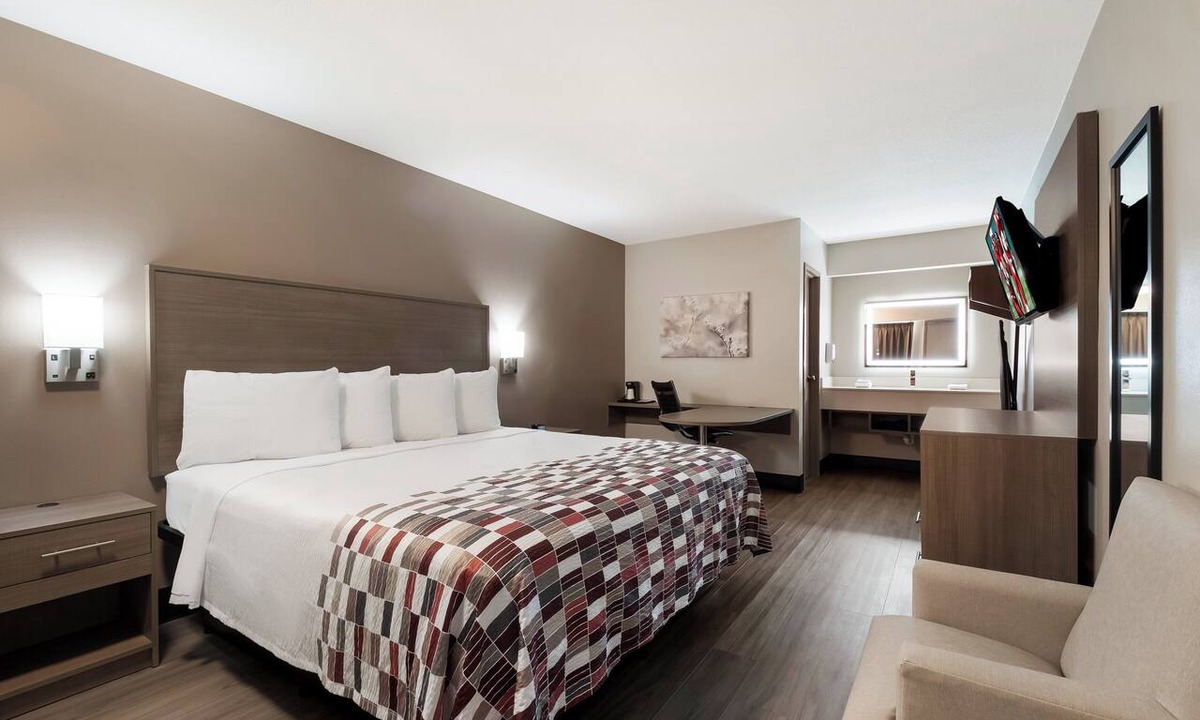 Graysville Hotel | Red Roof Inn Chattanooga - Hamilton Place