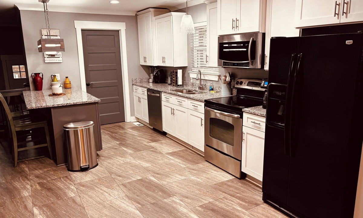 Hopewell House | Renovated ranch home, 10 mins from Lee University-25 mins to Chattanooga Airport
