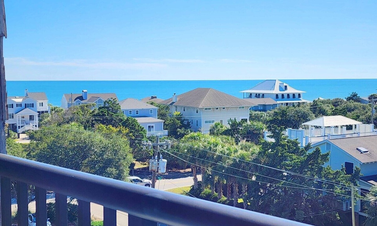 North Litchfield Beach Condo | Retreat 615- Great Views, Nicely furnished, Pool, Easy Beach Access