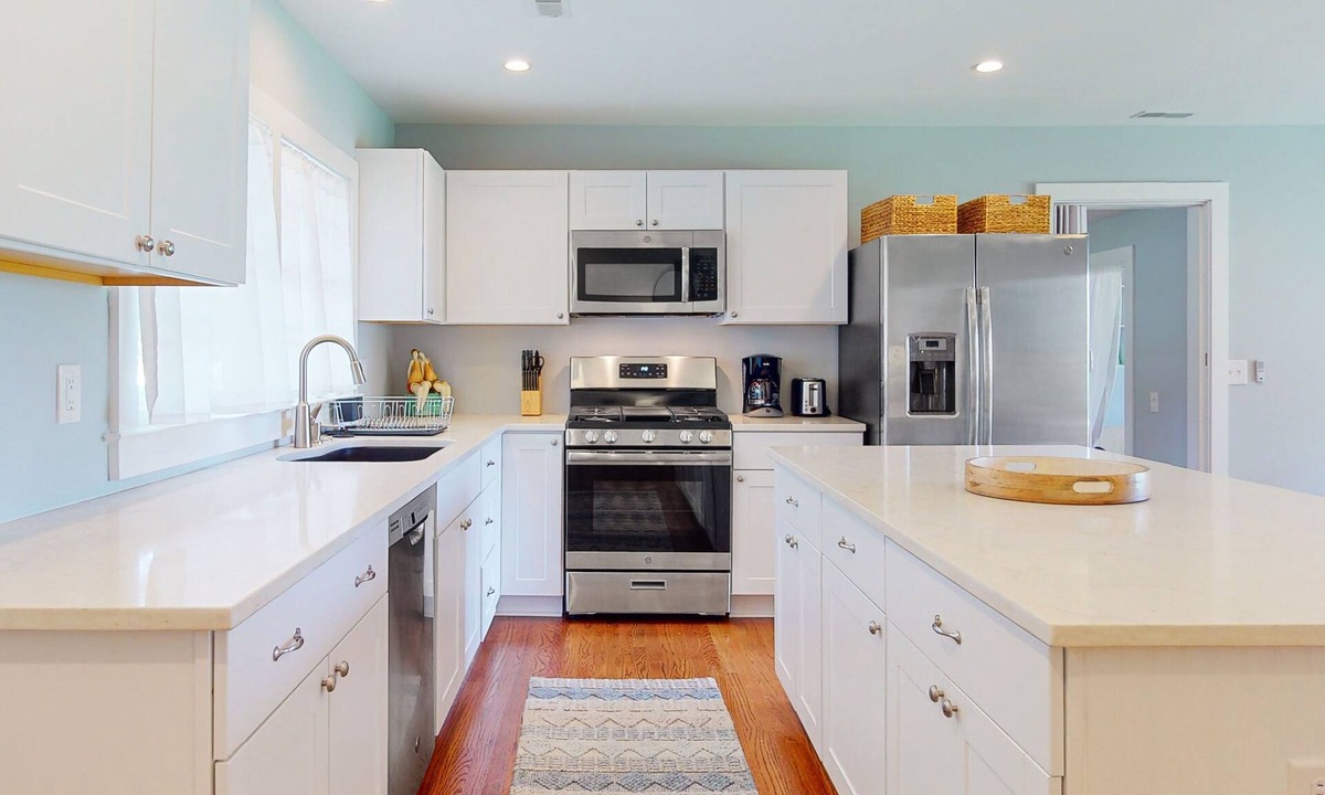Hanahan House | River-view house close to attractions with pool, firepit, washer/dryer, & grill