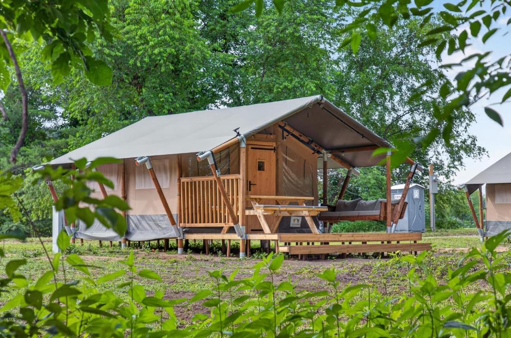 New River Other | Riverfront Safari Tent Near Virginia Tech