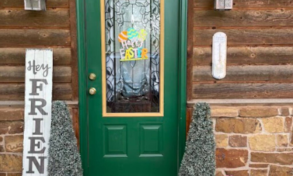 Stillwater Cabin | Rustic Two-Bedroom Cabin - Stay While We're Away