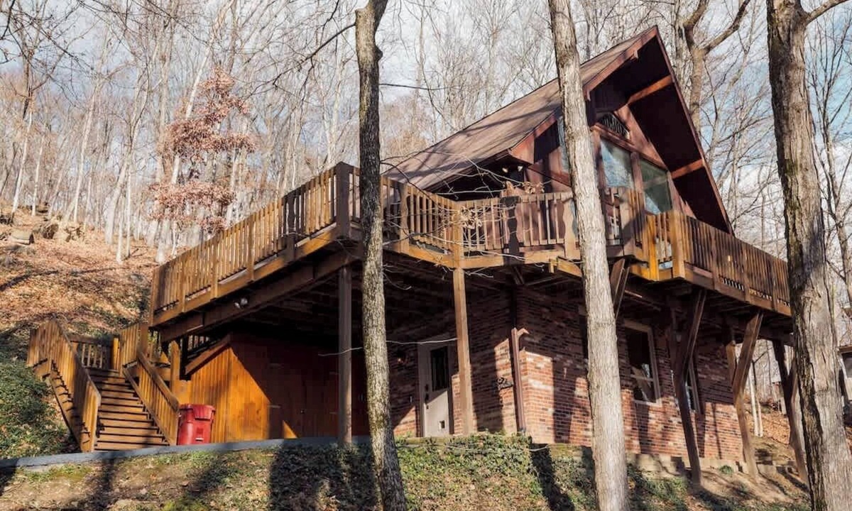 Johnson City House | Sanctuary Co Private Forest Chalet Near Town