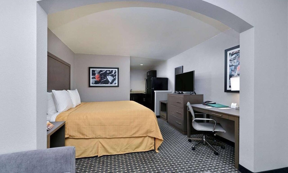 Cotulla Hotel | Scottish Inns & Suites