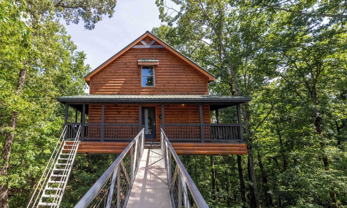 Cleveland Cabin | Sky's the Limit - 10% OFF or 4th Night Free - Ask for details!