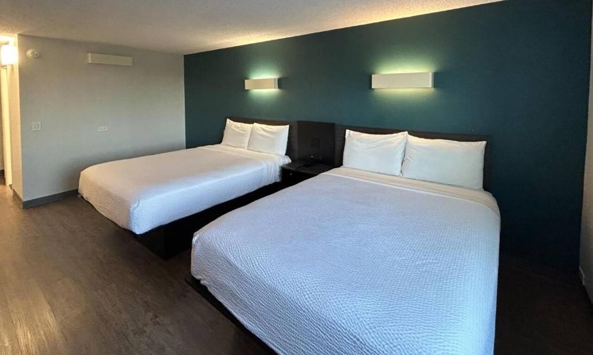 Harbor Apartment | Smart Location | 4 Units Close to Highway | Pets Are Allowed | Free Parking