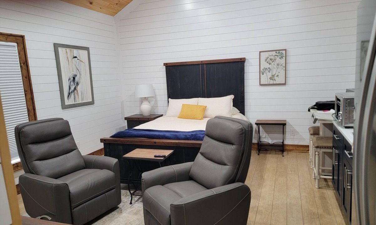 Maynardville Cabin | Soothing creek cabin with 1 bedroom in charming Maynardville