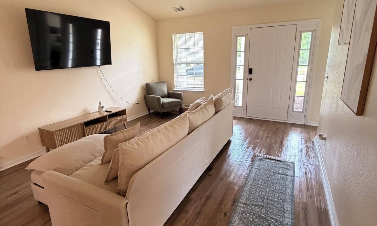 Port Wentworth House | Soulful Retreat 4BR Mins to Airport & Downtown