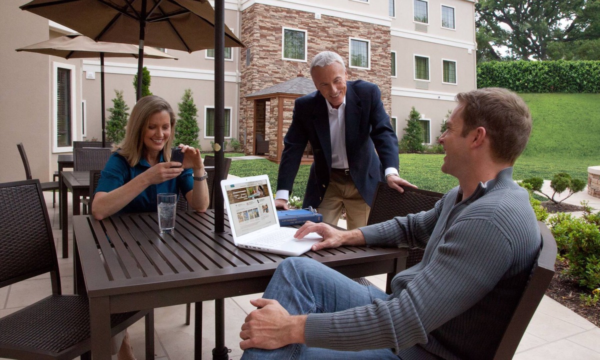 Johnson City Apartment | Spacious 2BR Suite w/Kitchen & Daily Breakfast