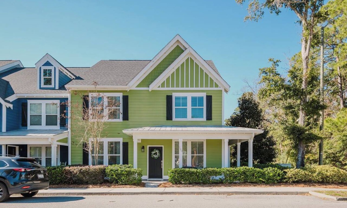Bluffton House | Spacious 4 Bedroom, 4 Bath Townhome in Historic Old Town Bluffton