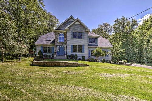 Dingmans Ferry House | Spacious Dingmans Ferry Home with Deck and Yard