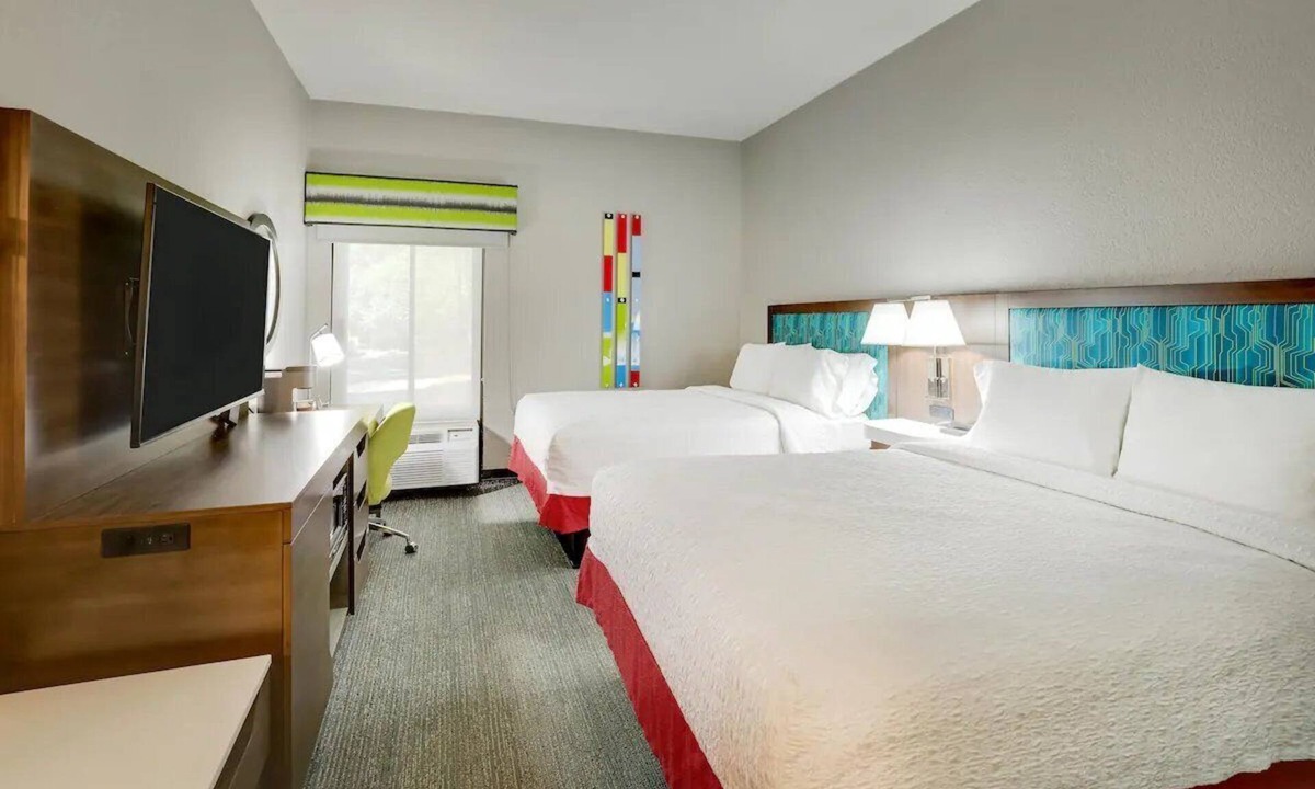 Polk Village Hotel | Stress-Free & Pet-Friendly Stay | Perfect for Family Exploring Beaufort