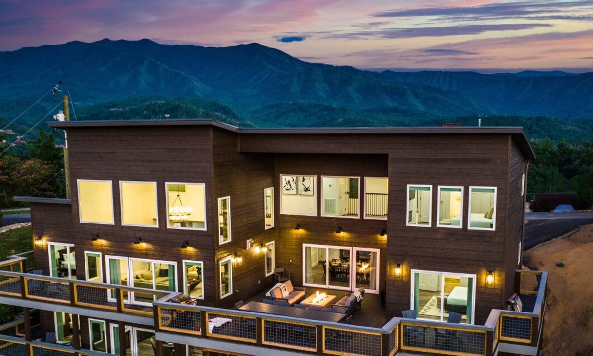 Chalet Village North Cabin | Swim Spa/Views/Gameroom/Theater/Luxe Design - Rabbit Run