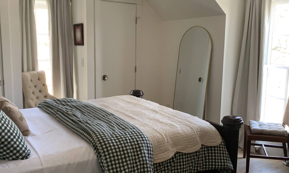 Ball Ground Bed & Breakfast | The Alma Mae Room at The Ball Ground House