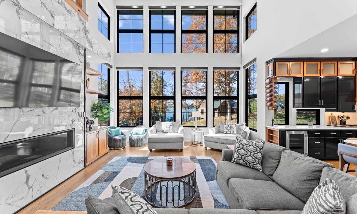 Mount Mourne House | The Grand on Greenbay-7 bedrooms | Sleeps 20 | Modern new build