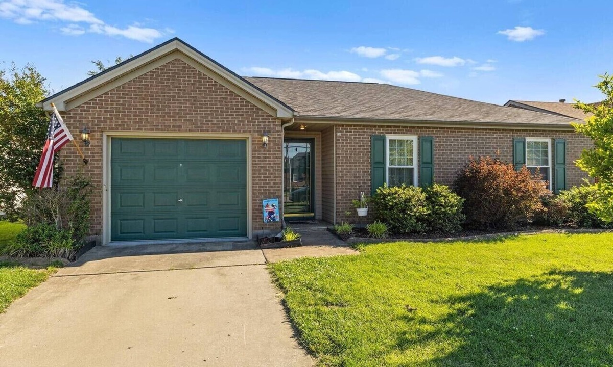 Owensboro House | The International House
