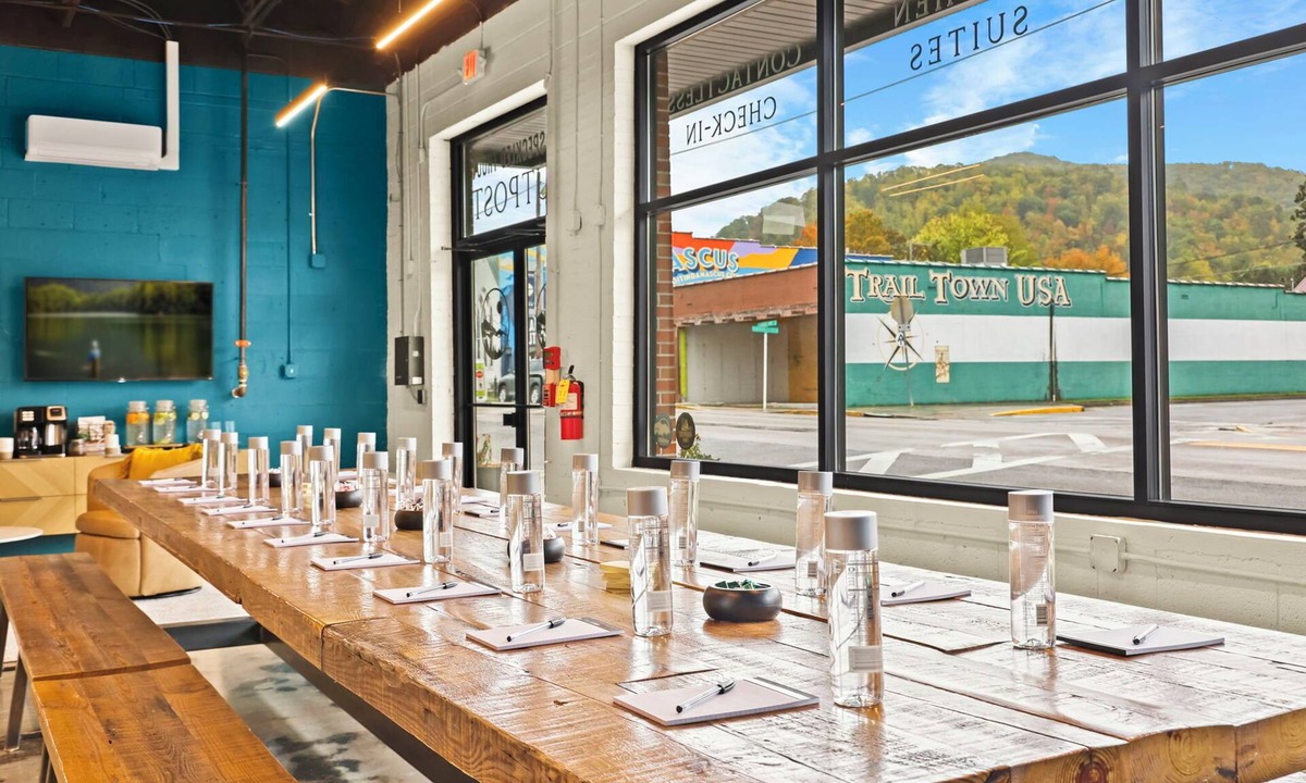 Damascus Hotel | The Speckled Trout Outpost