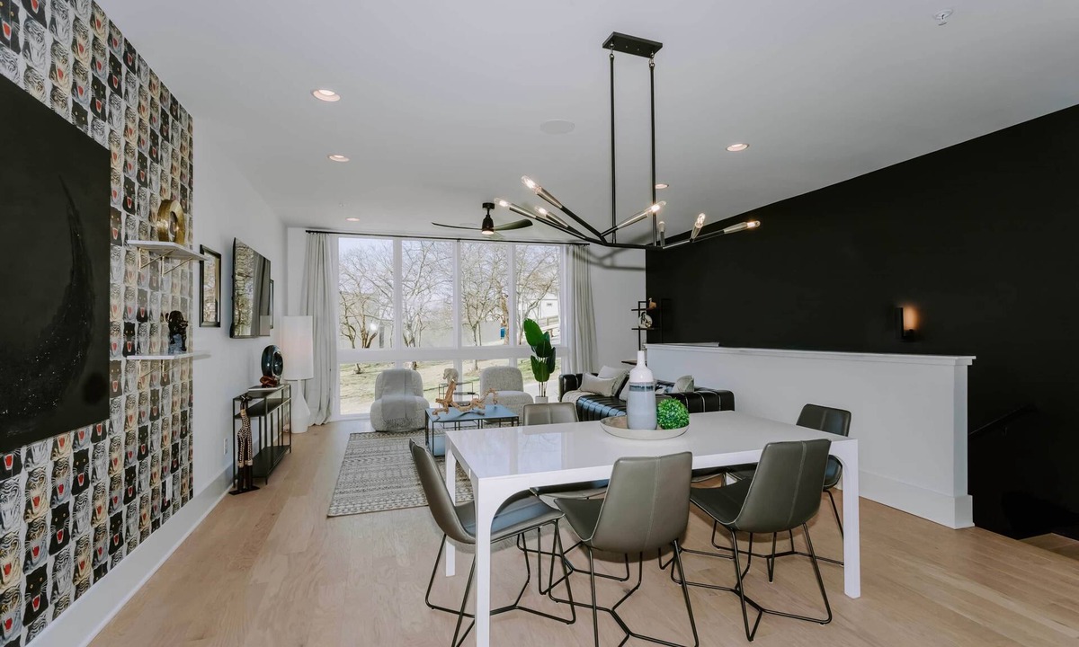 Nashville House | Tiger By The Tail-Skyline Hot Tub- Minutes to Broadway