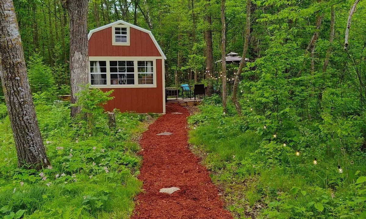 Mora Cabin | Tiny barn in the woods at Knife Lake Getaway with farm animals/miniature cows.