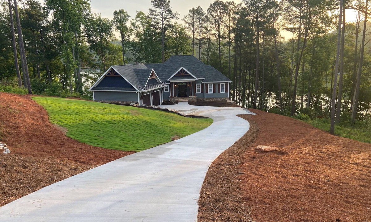 Six Mile House | Tranquility Cove - Lake front in gated community on Lake Keowee