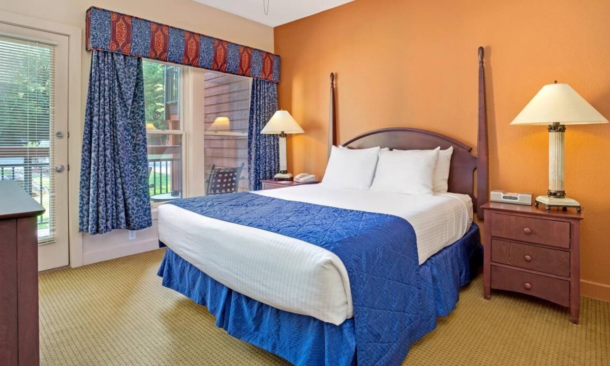 Pittman Center House | Ultimate Escape! 2 Amazing Units in Nature Setting, Near Little Pigeon River