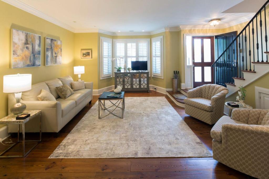 Historic District - North Villa | Villa on Broughton Main by Lucky Savannah