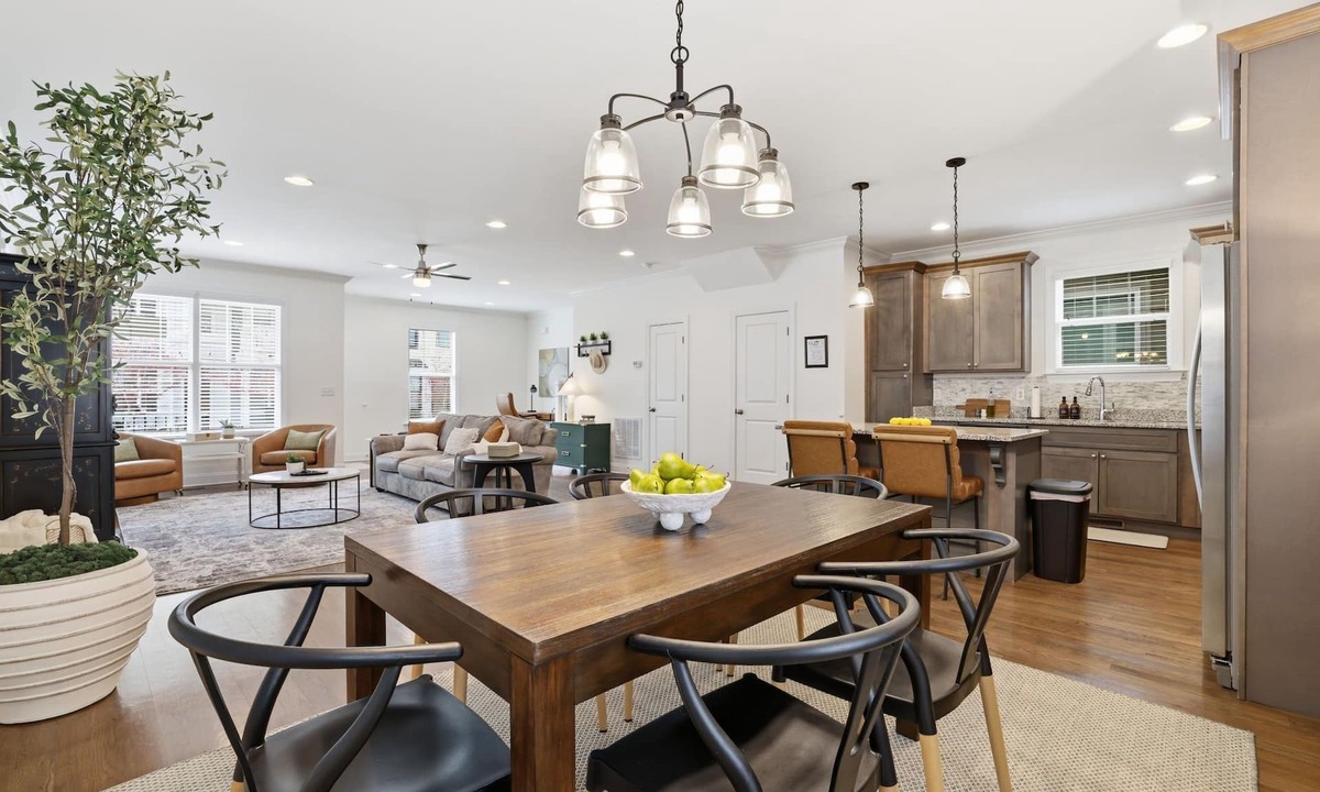 Chattanooga House | Walk to Southside Dining, Stylish 3BR w Easy Parking