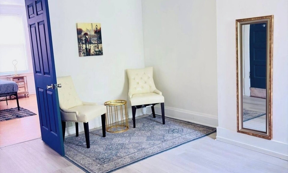 Corryville House | Walk to UC Medical Center & Campus