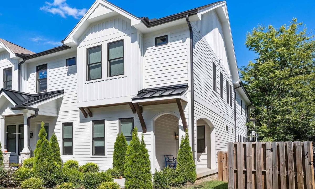 Hillsboro West End House | Walkable Hillsboro Home - Near 12 South & Vandy
