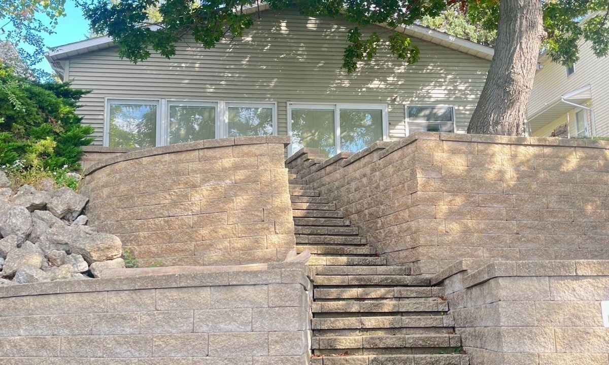 Thomson House | Westview Retreat - 2 Bed 2 Bath home on the Mississippi River