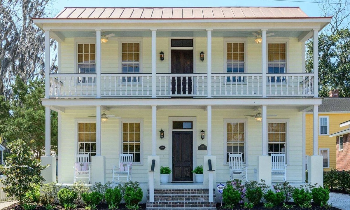 The Old Commons House | Where 19th Century Grandeur Meets Modern Southern Luxury