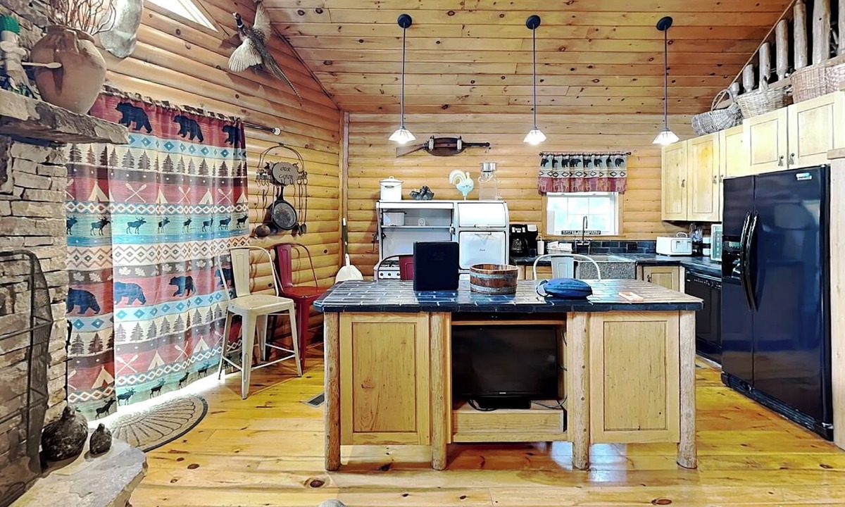 Crellin Cottage | Windy Acres by Taylor Made Deep Creek