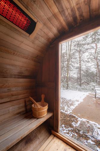 Hico House | Wooded Circle - Barrel sauna, hot tub, fire pit