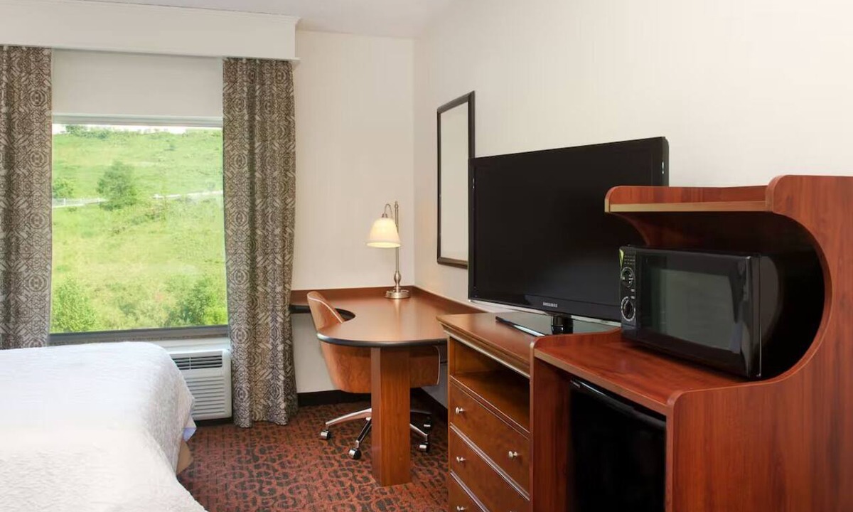 Strabane Hotel | Your Peaceful Retreat Awaits | Free Breakfast | Southpointe Town Center - 5.7 mi