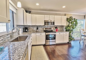 Fourth Floor Condo across from Beach Access, Balcony, Pool, Grill Area, Elevator