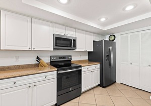Oceanfront Corner 2BR Condo 3rd Floor Balcony Indian Harbour Beach, Unit 301 in Indian Harbour Beach