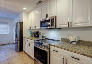 Sunset Rentals | Tennismaster 904