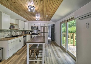 Updated Bristol Retreat ~ 2 Miles to Downtown!
