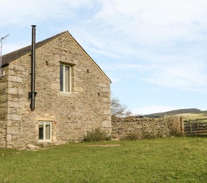 Rushton Barn Settle 
