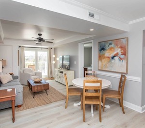 Yacht Club Villas 