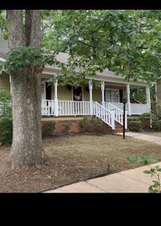 Greensboro House | A place to stay worry free